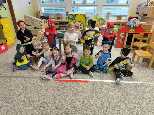 Karneval u Koť&aacute;tek