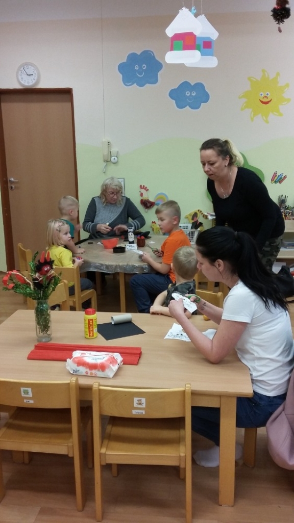 Projekt: Maminko a tat&iacute;nku, přijď si se mnou vyrobit čert&iacute;ka