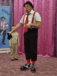 Klaun Eddie u Slun&iacute;ček