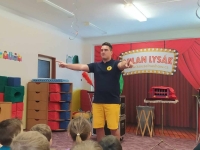 Kouzeln&iacute;k u Soviček