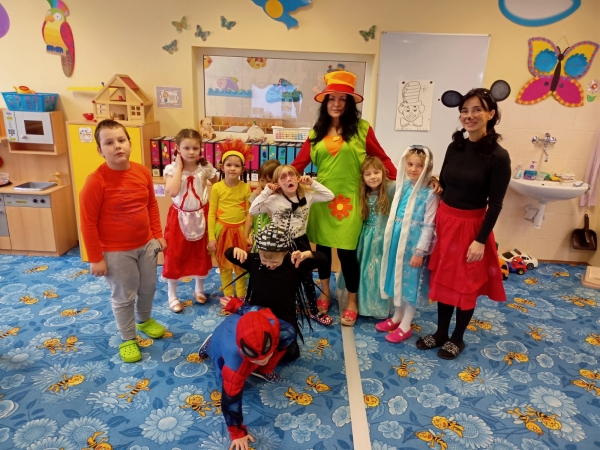 Karneval u Mot&yacute;lků