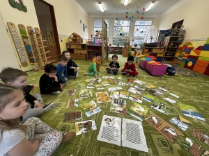Na statku  s babičkou Květou a dědou Lojz&iacute;kem