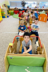 Koť&aacute;tka a dopravn&iacute; prostředky